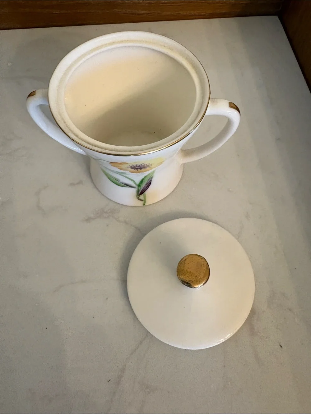 Enesco Vintage Miniature Sugar Bowl & Creamer Set. Floral design with Gold Trim